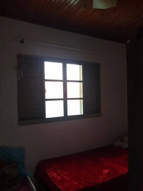 Foto 9 de Casa com 3 quartos à venda, 180m2 em Piraju - SP