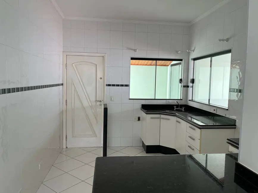 Foto 8 de Casa com 4 quartos à venda, 364m2 em Piraju - SP