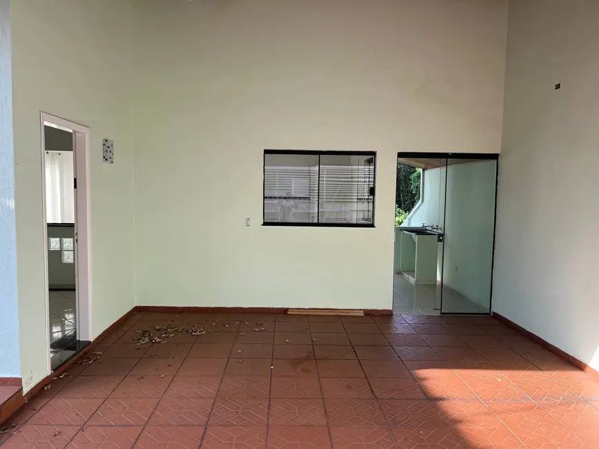 Foto 3 de Casa com 4 quartos à venda, 364m2 em Piraju - SP