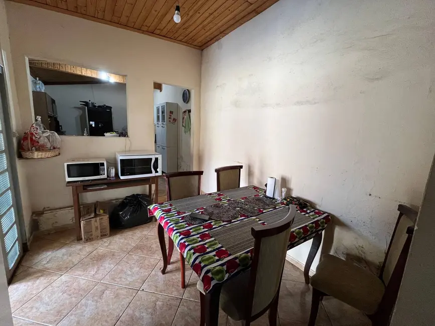 Foto 9 de Casa com 2 quartos à venda, 200m2 em Piraju - SP