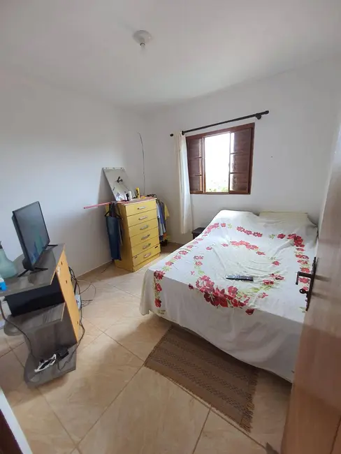 Foto 6 de Casa com 2 quartos à venda, 156m2 em Piraju - SP