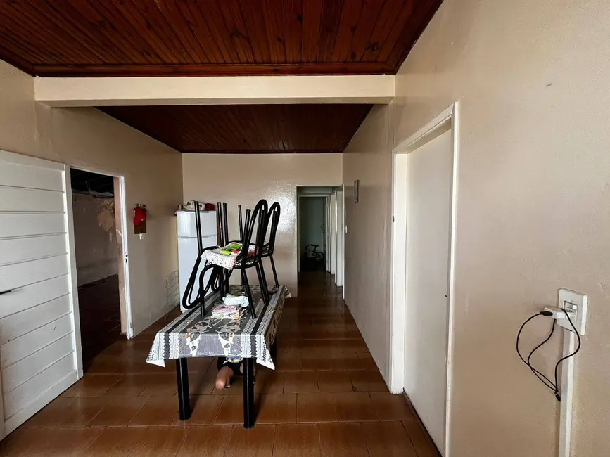 Foto 5 de Casa com 3 quartos à venda, 200m2 em Piraju - SP