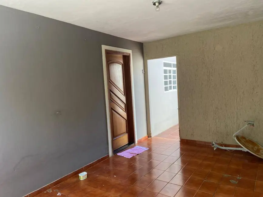 Foto 5 de Casa com 2 quartos à venda, 250m2 em Piraju - SP