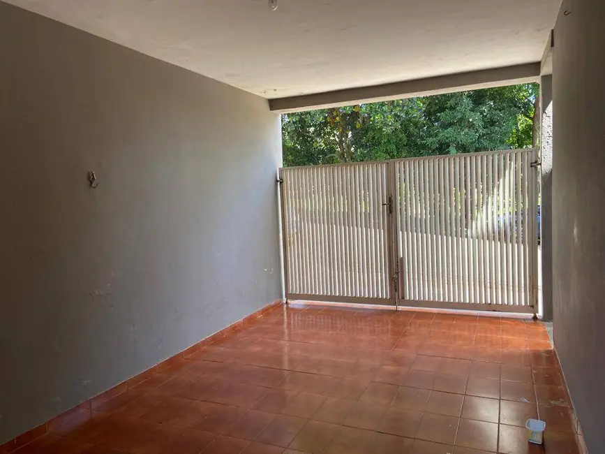 Foto 6 de Casa com 2 quartos à venda, 250m2 em Piraju - SP