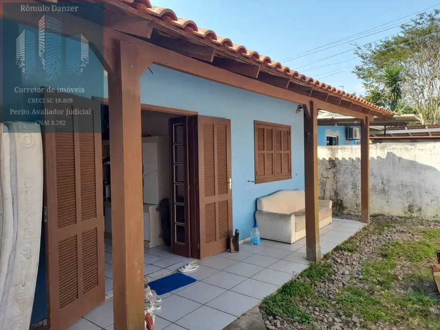 Foto 1 de Casa com 6 quartos à venda, 450m2 em Florianopolis - SC