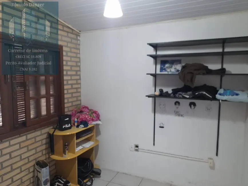 Casa com 6 quartos à venda, 450m2 em Florianopolis - SC - imagem 5 Foto 5 de Casa com 6 quartos à venda, 450m2 em Florianopolis - SC