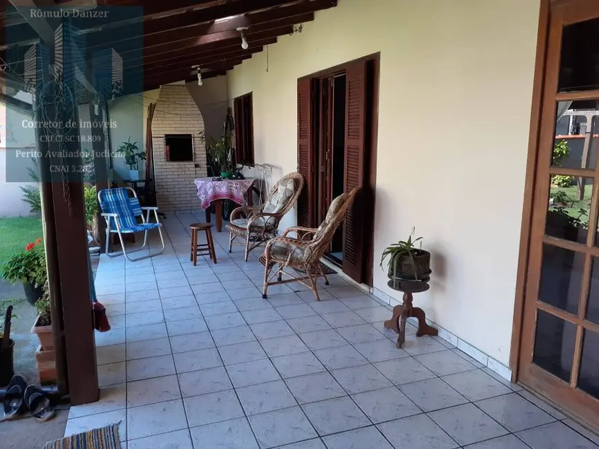 Casa com 3 quartos à venda, 110m2 em Florianopolis - SC - imagem 6 Foto 6 de Casa com 3 quartos à venda, 110m2 em Florianopolis - SC