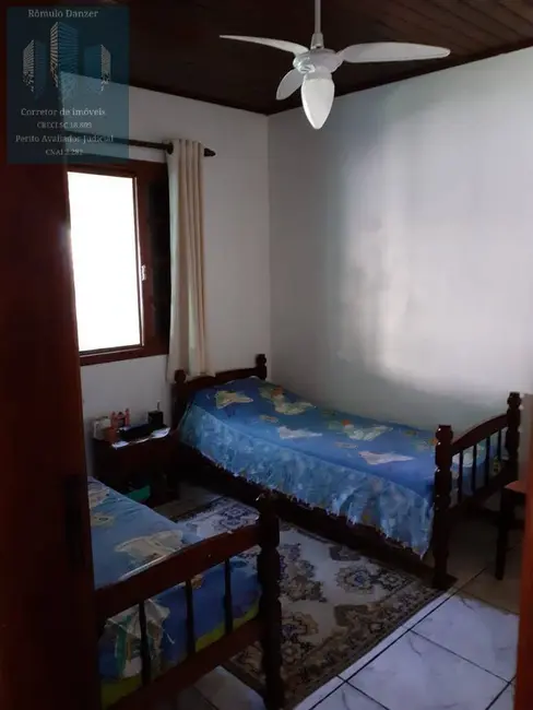 Casa com 3 quartos à venda, 110m2 em Florianopolis - SC - imagem 8 Foto 8 de Casa com 3 quartos à venda, 110m2 em Florianopolis - SC