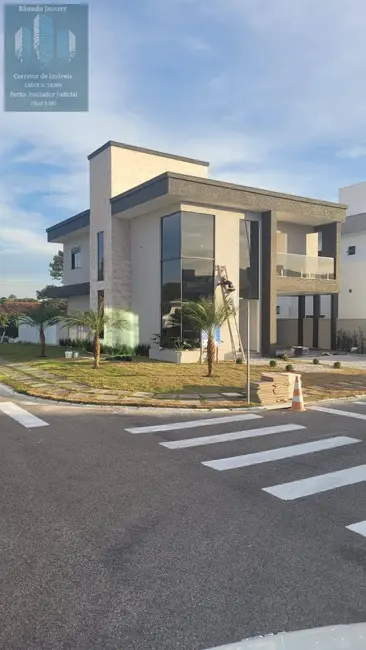 Foto 2 de Casa com 4 quartos à venda, 255m2 em São João do Rio Vermelho, Florianopolis - SC