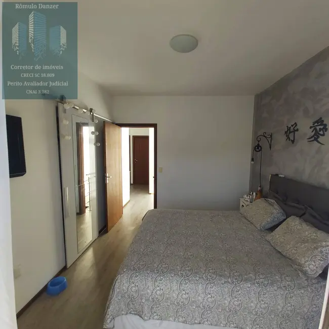 Casa com 3 quartos à venda, 200m2 em São João do Rio Vermelho, Florianopolis - SC - imagem 9 Foto 9 de Casa com 3 quartos à venda, 200m2 em São João do Rio Vermelho, Florianopolis - SC