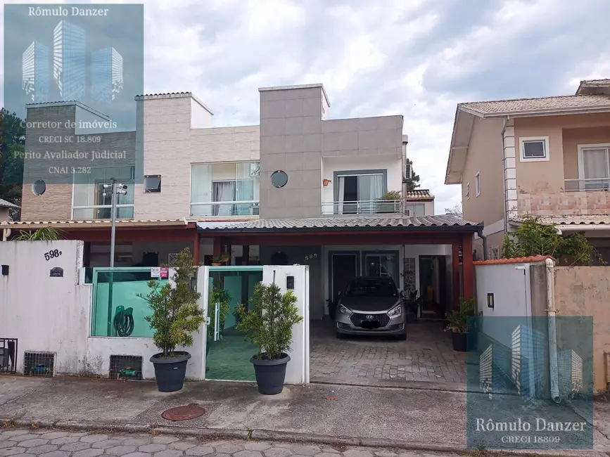 Foto 1 de Casa com 2 quartos à venda, 120m2 em Ingleses do Rio Vermelho, Florianopolis - SC