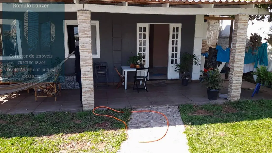 Casa com 2 quartos à venda, 268m2 em São João do Rio Vermelho, Florianopolis - SC - imagem 2 Foto 2 de Casa com 2 quartos à venda, 268m2 em São João do Rio Vermelho, Florianopolis - SC