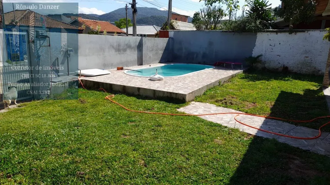Casa com 2 quartos à venda, 268m2 em São João do Rio Vermelho, Florianopolis - SC - imagem 5 Foto 5 de Casa com 2 quartos à venda, 268m2 em São João do Rio Vermelho, Florianopolis - SC