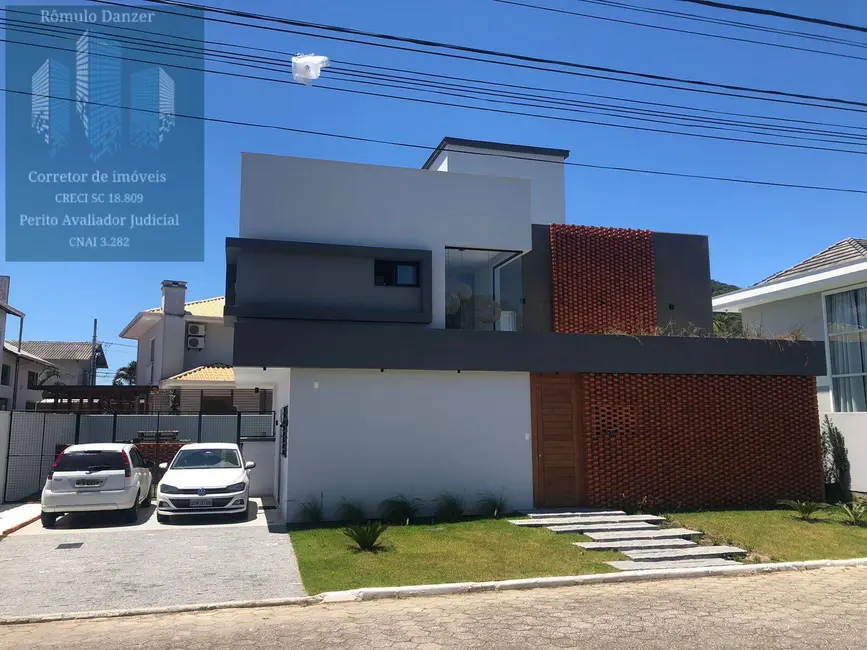 Foto 1 de Casa com 4 quartos à venda, 230m2 em Vargem Grande, Florianopolis - SC