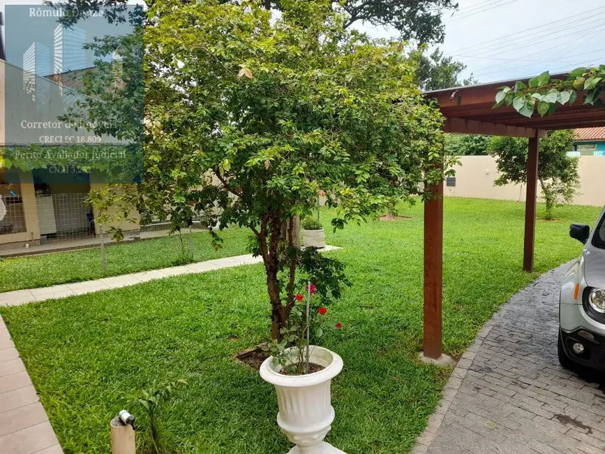 Foto 4 de Casa com 3 quartos à venda, 107m2 em São João do Rio Vermelho, Florianopolis - SC