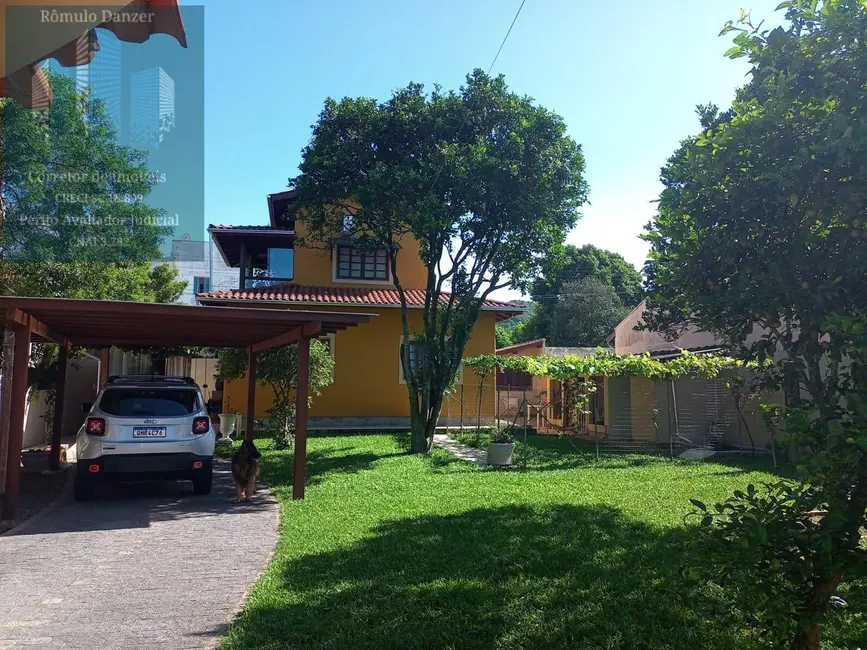 Foto 1 de Casa com 3 quartos à venda, 107m2 em São João do Rio Vermelho, Florianopolis - SC