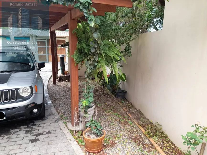 Foto 5 de Casa com 3 quartos à venda, 107m2 em São João do Rio Vermelho, Florianopolis - SC