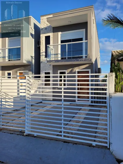 Foto 1 de Casa com 2 quartos à venda, 88m2 em São João do Rio Vermelho, Florianopolis - SC