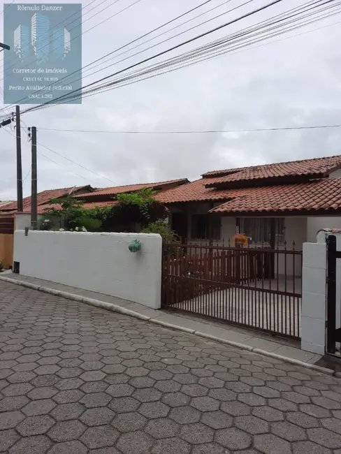 Foto 2 de Casa com 2 quartos à venda, 56m2 em São João do Rio Vermelho, Florianopolis - SC