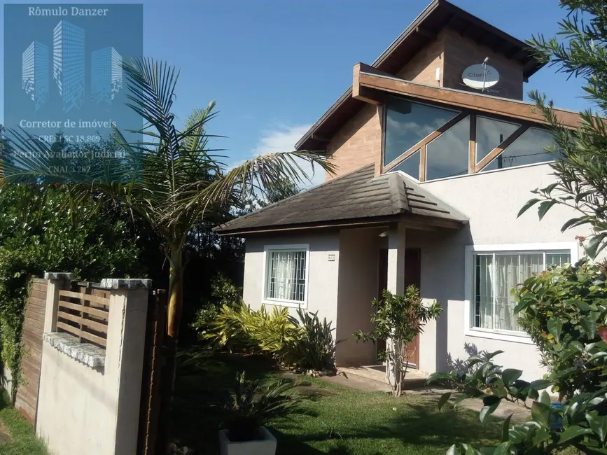 Foto 1 de Casa com 3 quartos à venda, 155m2 em São João do Rio Vermelho, Florianopolis - SC