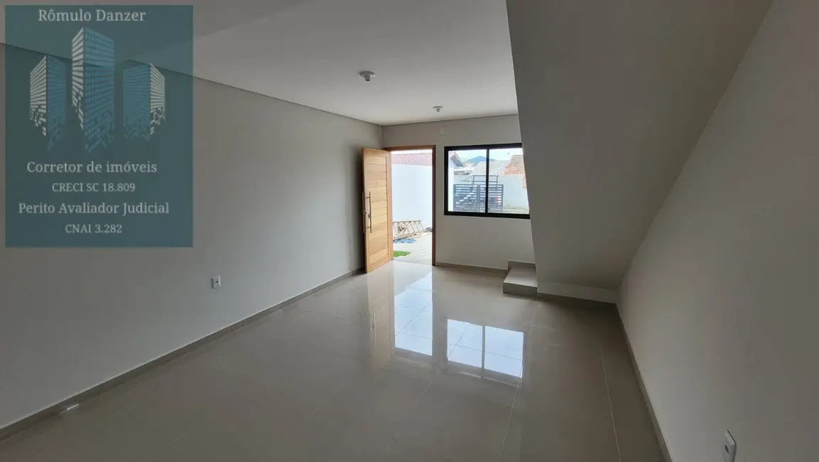Foto 2 de Casa com 2 quartos à venda, 125m2 em Ingleses do Rio Vermelho, Florianopolis - SC