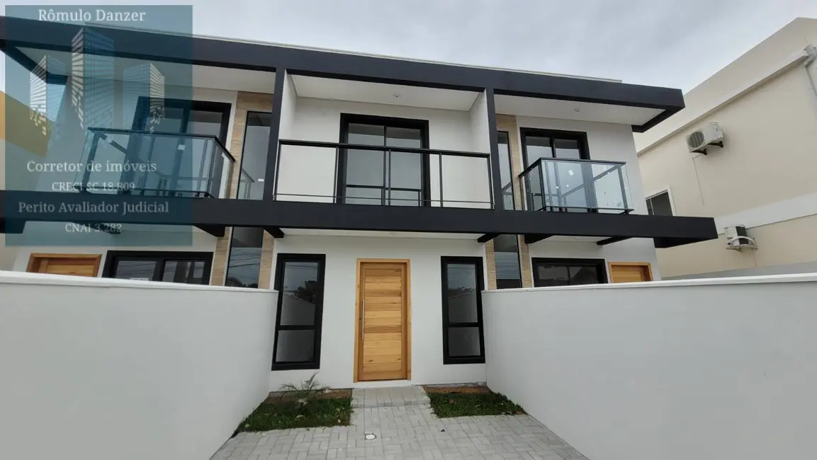 Foto 1 de Casa com 2 quartos à venda, 125m2 em Ingleses do Rio Vermelho, Florianopolis - SC