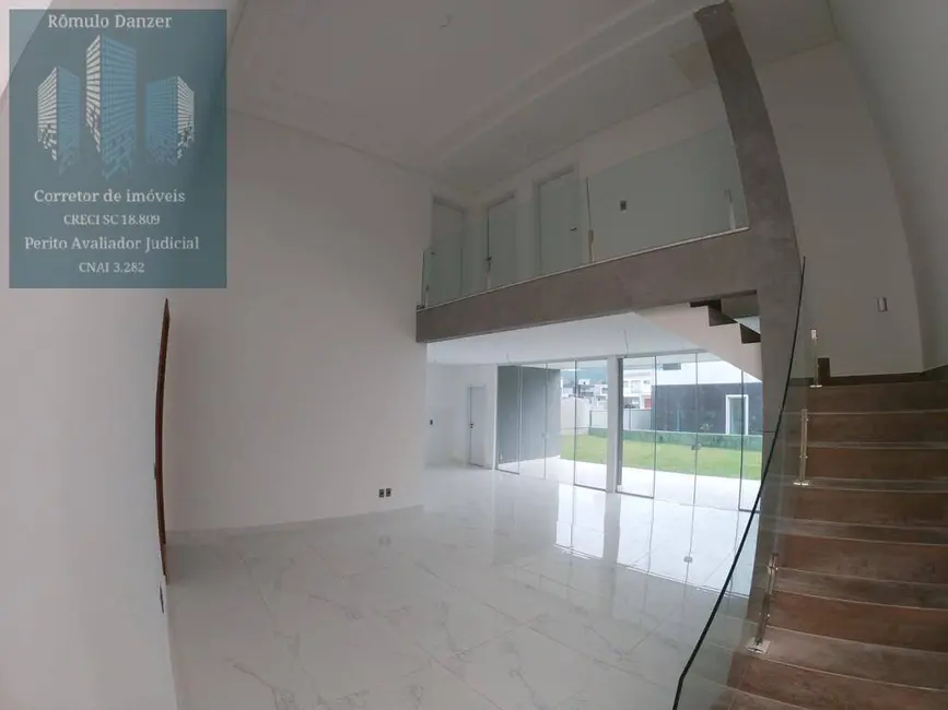 Foto 7 de Casa com 3 quartos à venda, 212m2 em São João do Rio Vermelho, Florianopolis - SC
