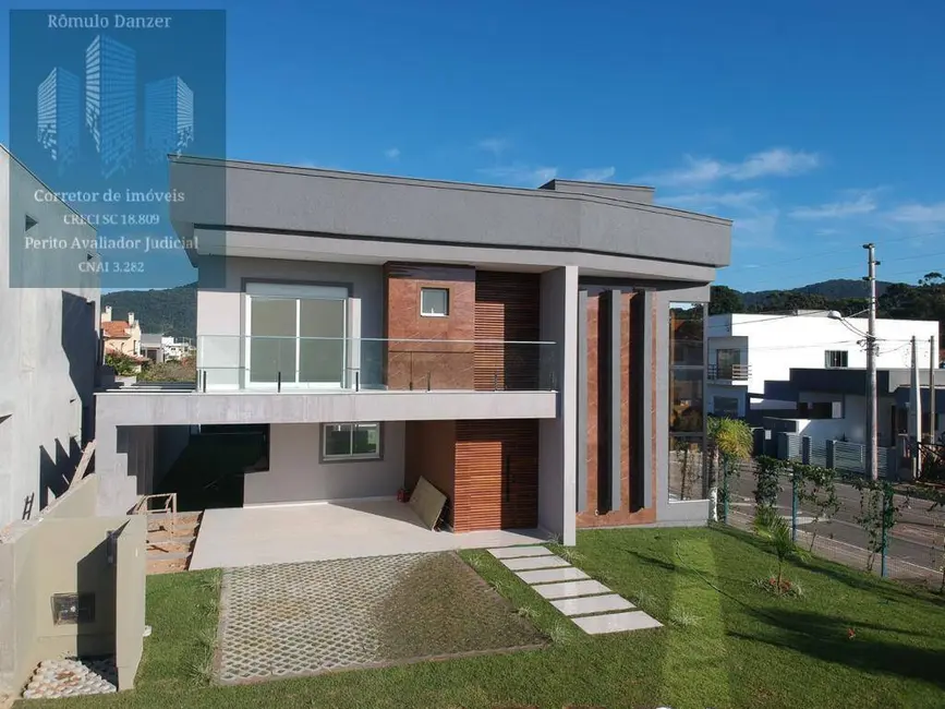 Foto 5 de Casa com 3 quartos à venda, 212m2 em São João do Rio Vermelho, Florianopolis - SC