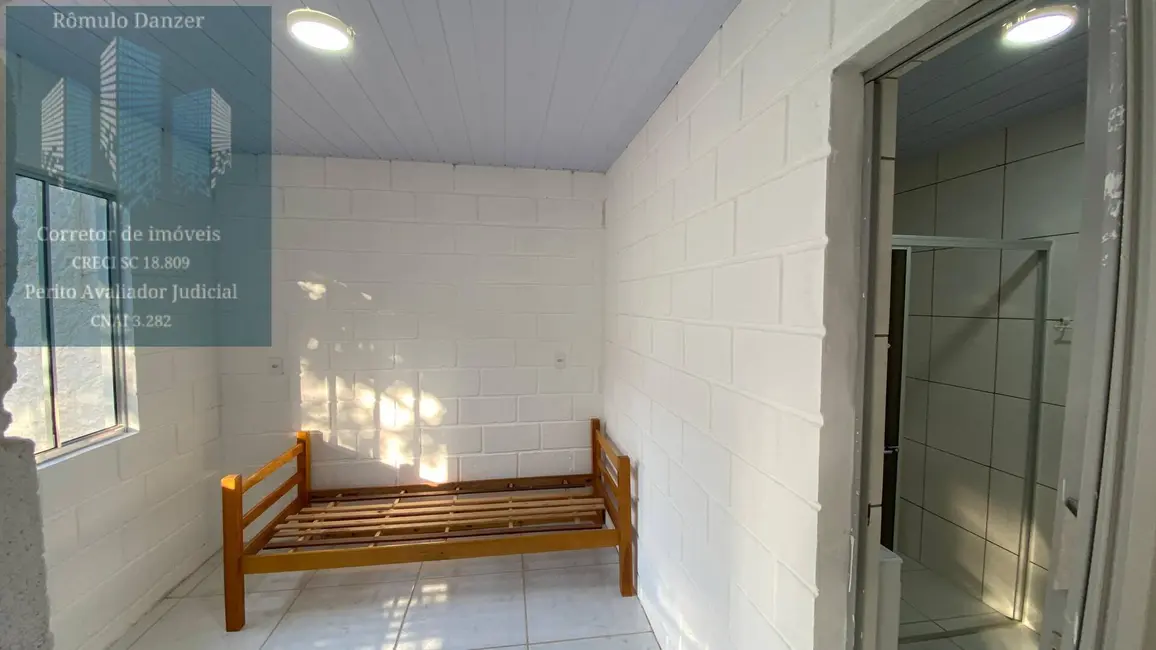 Foto 9 de Casa com 2 quartos à venda, 70m2 em São João do Rio Vermelho, Florianopolis - SC