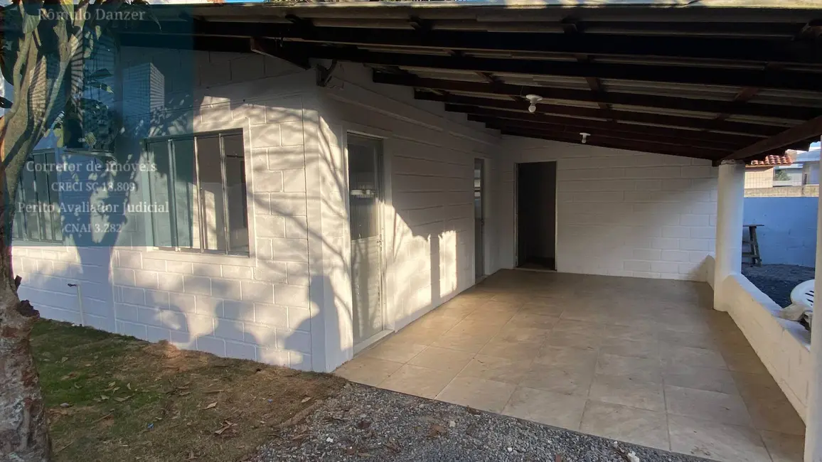 Foto 1 de Casa com 2 quartos à venda, 70m2 em São João do Rio Vermelho, Florianopolis - SC