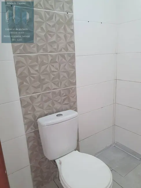 Foto 2 de Sala Comercial à venda em Ingleses do Rio Vermelho, Florianopolis - SC