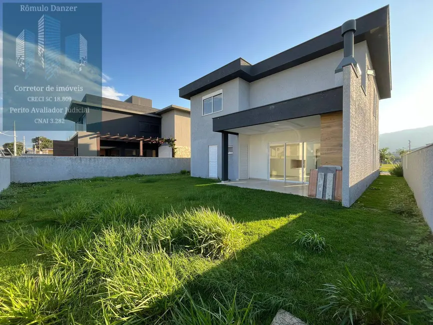 Foto 8 de Casa com 4 quartos à venda, 229m2 em São João do Rio Vermelho, Florianopolis - SC