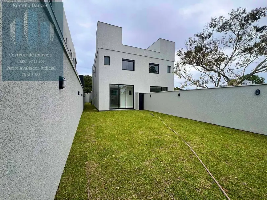 Foto 7 de Casa com 3 quartos à venda, 115m2 em Florianopolis - SC