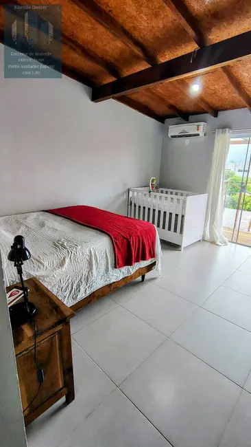 Foto 5 de Casa com 3 quartos à venda, 112m2 em São João do Rio Vermelho, Florianopolis - SC