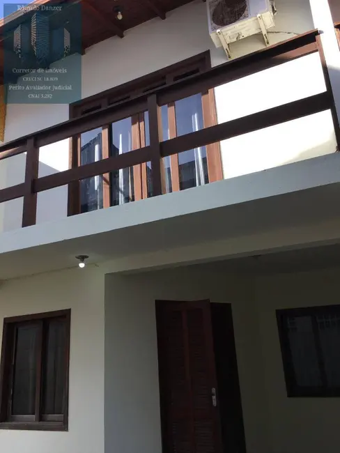 Foto 1 de Casa com 2 quartos à venda, 85m2 em Ingleses do Rio Vermelho, Florianopolis - SC