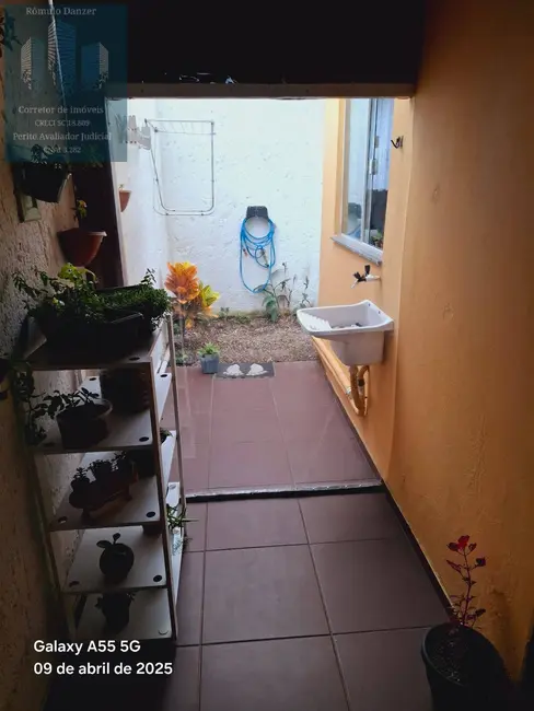 Apartamento com 2 quartos à venda, 66m2 em Ingleses do Rio Vermelho, Florianopolis - SC - imagem 4 Foto 4 de Apartamento com 2 quartos à venda, 66m2 em Ingleses do Rio Vermelho, Florianopolis - SC