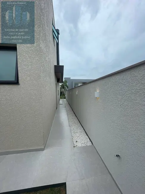 Foto 5 de Casa com 3 quartos à venda, 400m2 em Florianopolis - SC