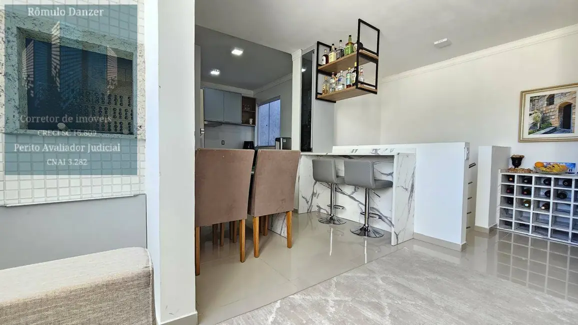 Foto 4 de Apartamento com 2 quartos à venda, 75m2 em Ingleses do Rio Vermelho, Florianopolis - SC