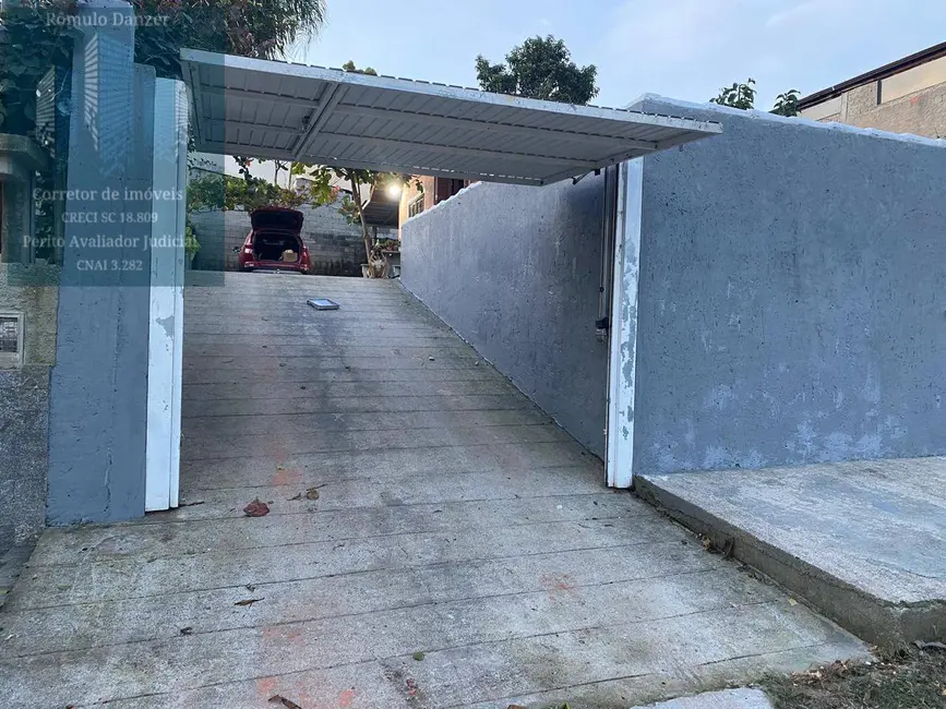 Casa com 2 quartos à venda, 110m2 em São João do Rio Vermelho, Florianopolis - SC - imagem 7 Foto 7 de Casa com 2 quartos à venda, 110m2 em São João do Rio Vermelho, Florianopolis - SC