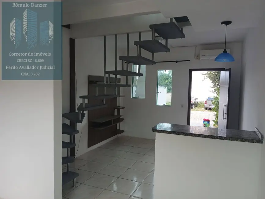 Foto 8 de Casa com 2 quartos à venda, 57m2 em Florianopolis - SC