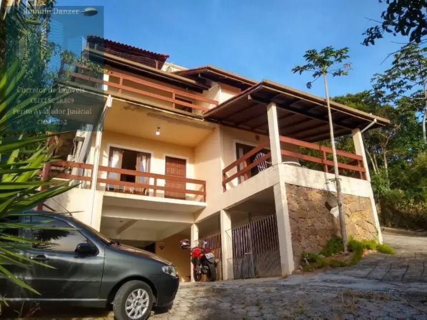 Casa com 3 quartos à venda, 4300m2 em Florianopolis - SC - imagem 7 Foto 7 de Casa com 3 quartos à venda, 4300m2 em Florianopolis - SC