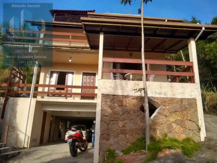 Casa com 3 quartos à venda, 4300m2 em Florianopolis - SC - imagem 1 Foto 1 de Casa com 3 quartos à venda, 4300m2 em Florianopolis - SC