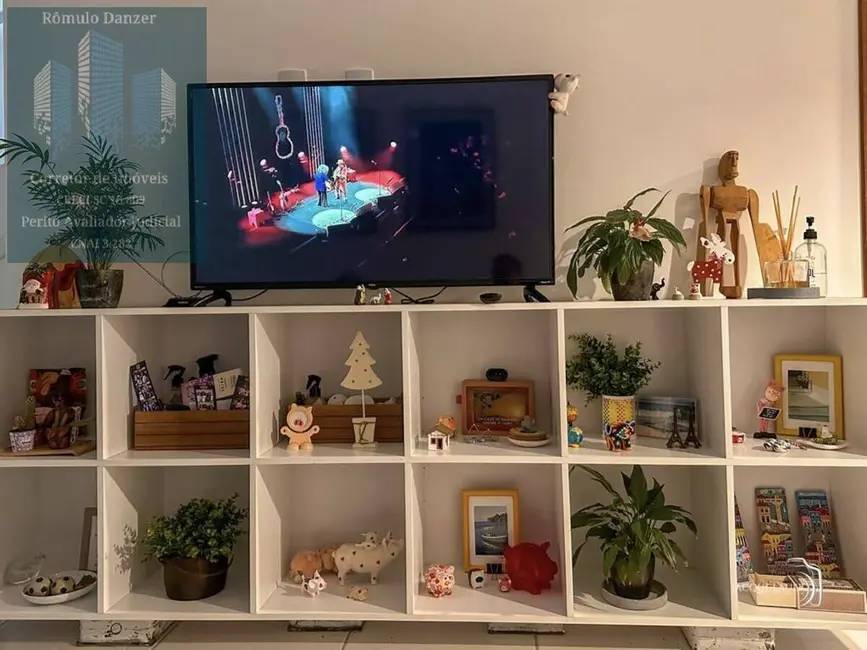 Casa com 2 quartos à venda, 73m2 em Florianopolis - SC - imagem 3 Foto 3 de Casa com 2 quartos à venda, 73m2 em Florianopolis - SC