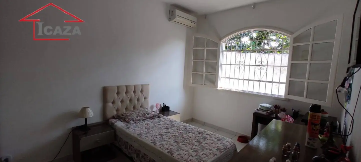 Casa com 5 quartos à venda, 504m2 em Araruama - RJ - imagem 4 Foto 4 de Casa com 5 quartos à venda, 504m2 em Araruama - RJ