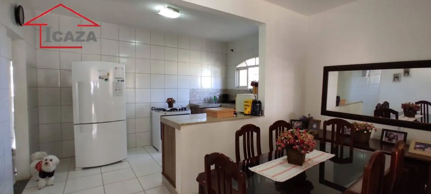Casa com 5 quartos à venda, 504m2 em Araruama - RJ - imagem 6 Foto 6 de Casa com 5 quartos à venda, 504m2 em Araruama - RJ