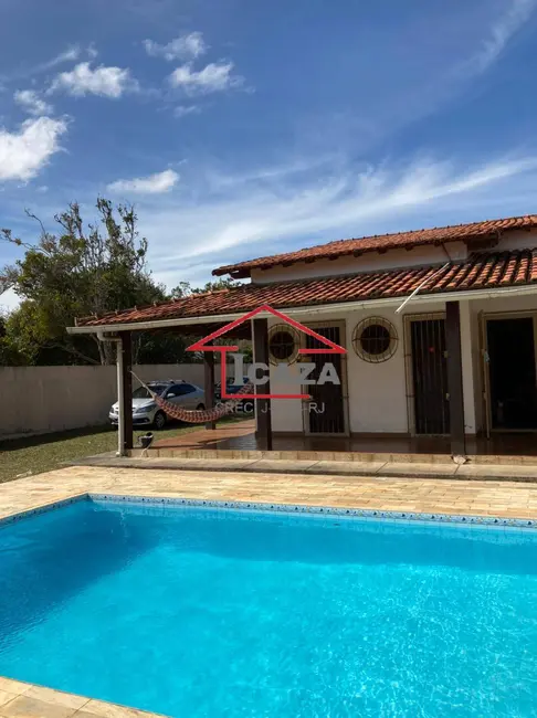 Foto 1 de Casa com 3 quartos à venda, 720m2 em Itaúna, Saquarema, RJ