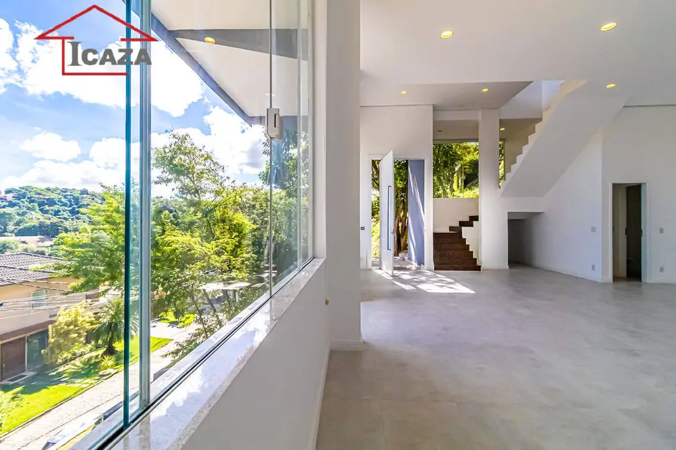 Foto 2 de Casa com 4 quartos à venda, 436m2 em Vila Progresso, Niteroi - RJ
