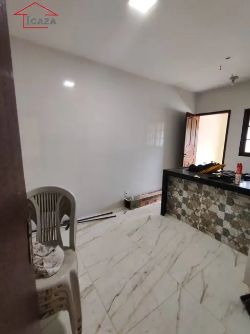 Foto 3 de Casa com 2 quartos à venda em Araruama - RJ