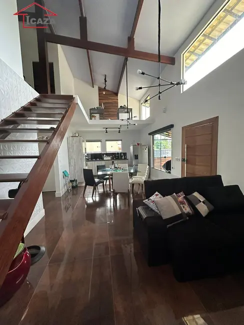 Foto 3 de Casa com 4 quartos à venda em Praia Seca, Araruama - RJ