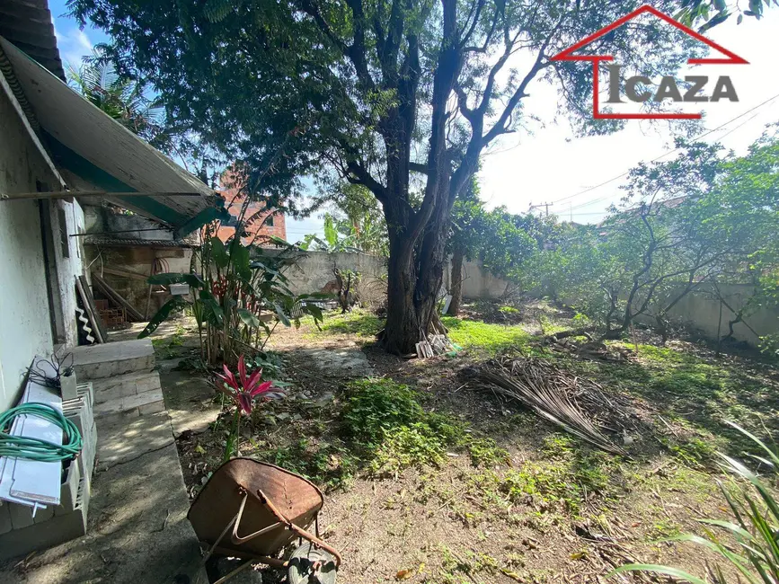 Foto 6 de Terreno / Lote à venda, 450m2 em Araruama - RJ